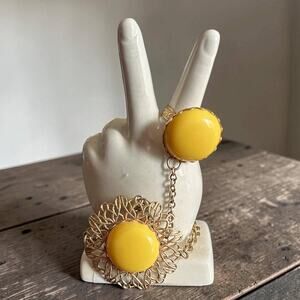 Vintage Yellow Cabochon & Gold Tone Hand Chain Slave Bracelet w/Adjustable Ring